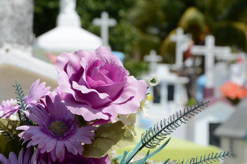 funeraire-BESSE SUR ISSOLE-min_cementerio-948048